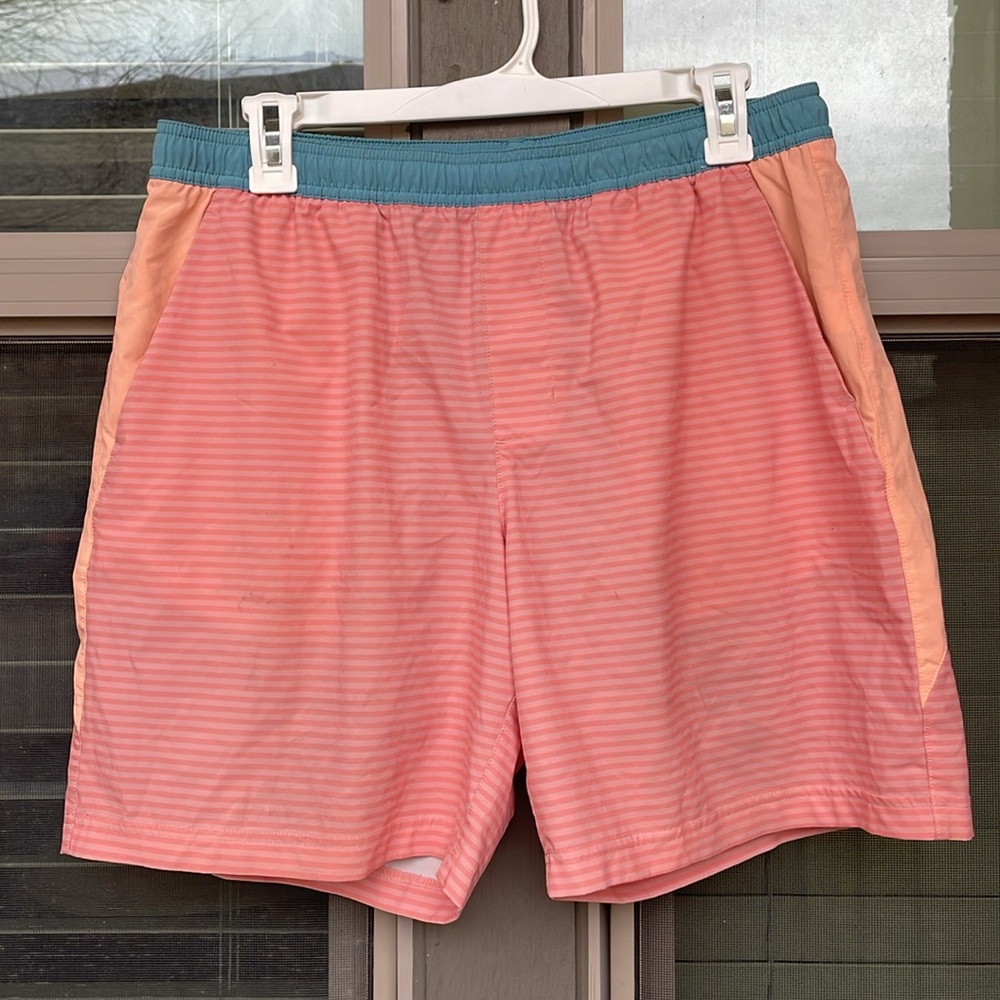 Chubbies Athletic Shorts LARGE Peach Stripe Liner Run Gym
